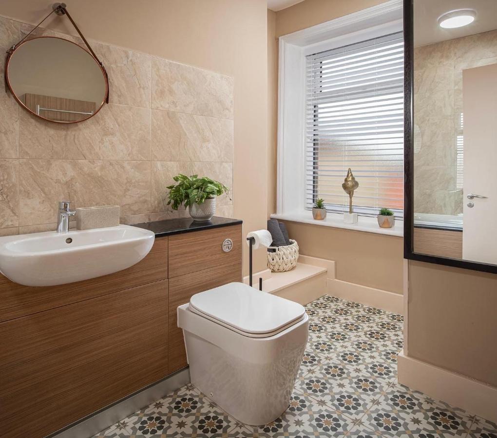 Coral Boutique Apartment 2 Blackpool Luaran gambar