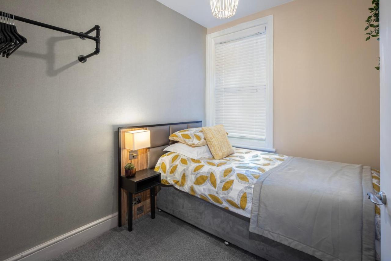 Coral Boutique Apartment 2 Blackpool Luaran gambar